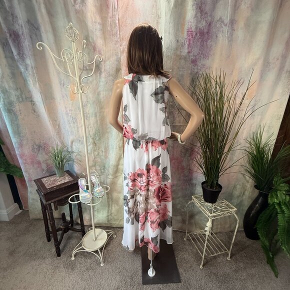 πRobbie Bee Flattering Floral Sleeveless Elastic Waistline Chiffon Maxi Dress - Picture 2 of 16